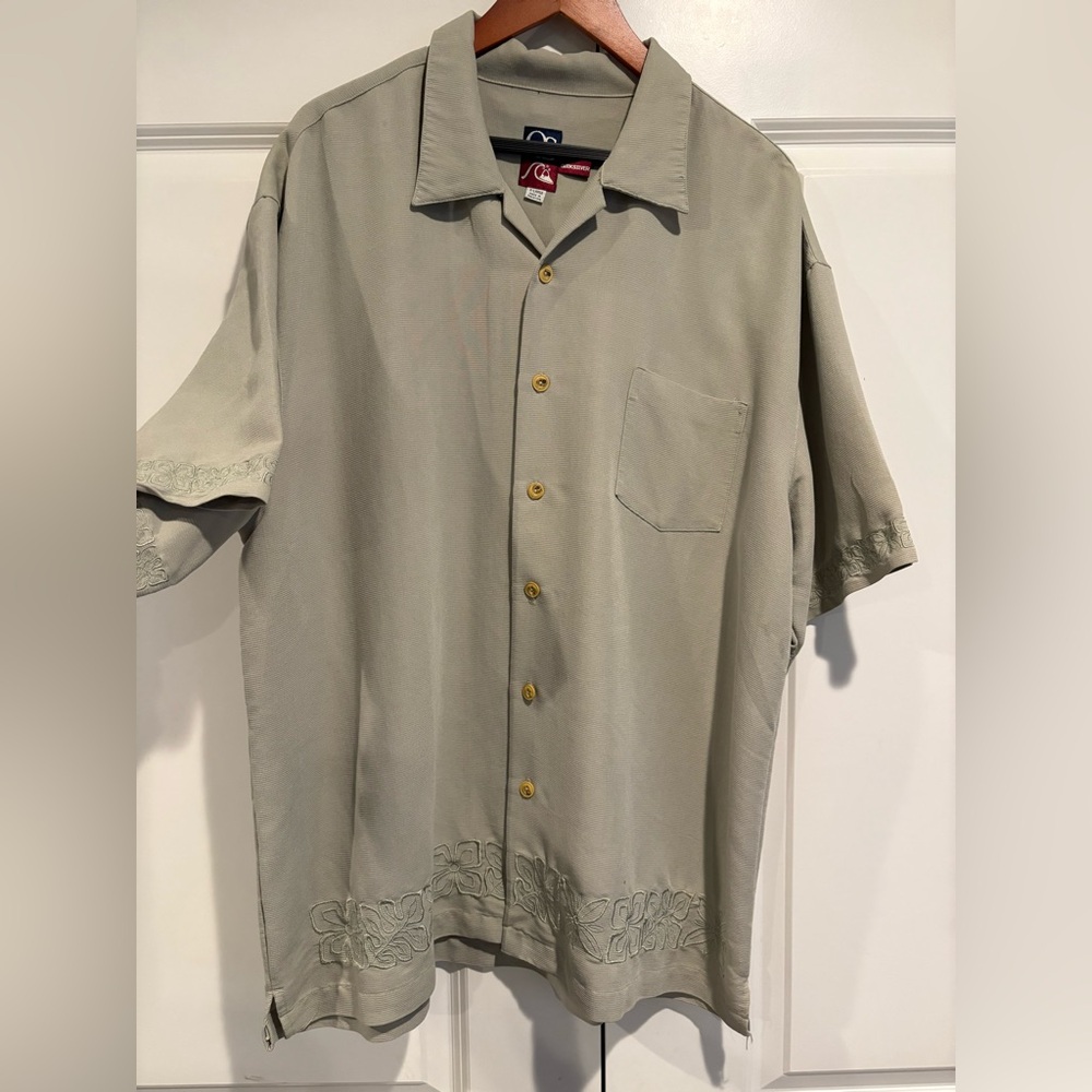 Quicksilver Light Sage Button Down - image 2
